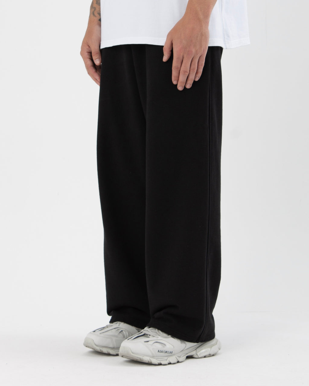 Heavyweight Wide Leg Sweatpants – Studio Dejore