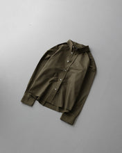 Load image into Gallery viewer, Relaxed Oxford Shirt - Khaki
