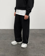 Load image into Gallery viewer, Heavyweight Wide Leg Sweatpants
